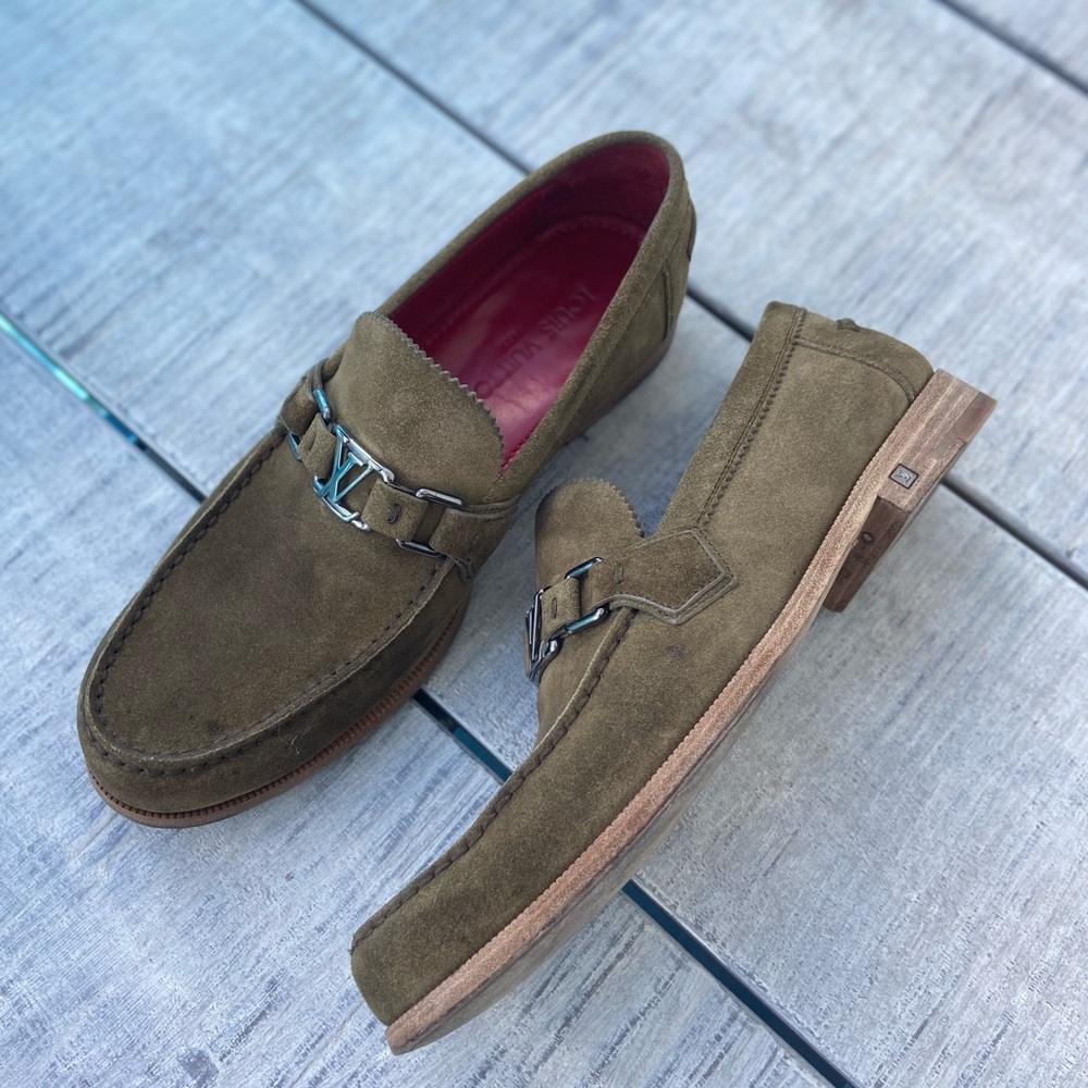 Authentic Louis Vuitton suede Loafers size US 9